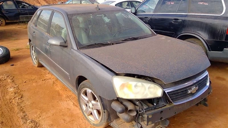 Hood Classic Style Emblem In Grille Fits 04-08 Chevy Malibu OEM - Image 2 of 4