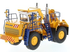 DIECAST MASTERS - BELAZ 74470 Tow truck - 1/50 - DCM74470