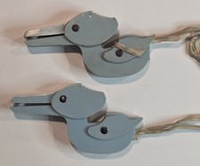 Vintage Plastic Nursery Celluloid Crib Sheet Blanket Clip Stork