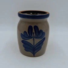 BBP Beaumont Brothers Blue Flower 1998 Pottery 5.5 Inch Salt Glazed Crock