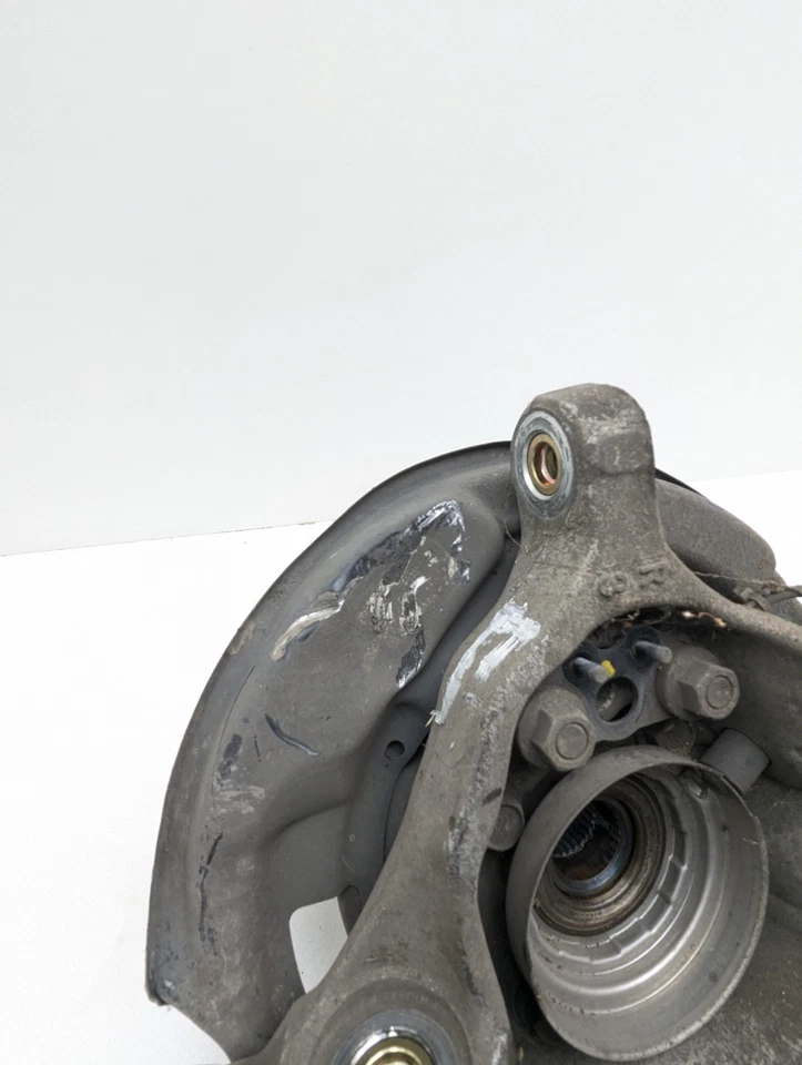 Buje nudillo pasajero trasero derecho Lexus LS430 2001-2006 4,3 L V8 Foto 2 de 4