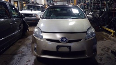 Used Front Right Seat Belt Front fits: 2010 Toyota Prius bucket Prius Plug-in VI
