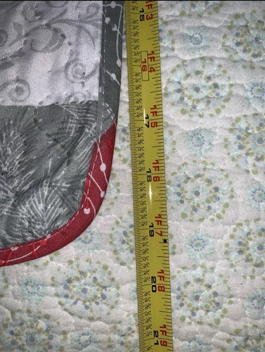 King Quilted Comforter + Shams Red Bird Cardinal Berries Branches Holiday NEW - Picture 6 of 8