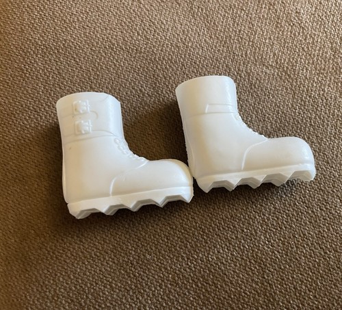 Vintage 1970s Hasbro Action Man Polar Explorer White Boots - Picture 4 of 6