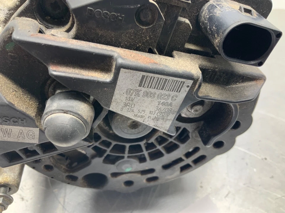 2009 Volkswagen Beetle 2.5l conjunto de alternador 140 ampères fabricante de equipamento original - Imagem 2 de 4