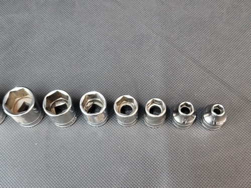 Snap on 12pc SAE 6pt 3/8"D Shallow Socket Set 1/4" - 1" - Picture 3 of 18