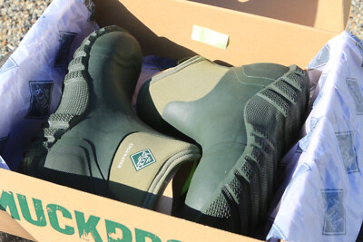 Muck Edgewater Classic Ankle ECA333 - Olive / Black - Size 10 - New in Box