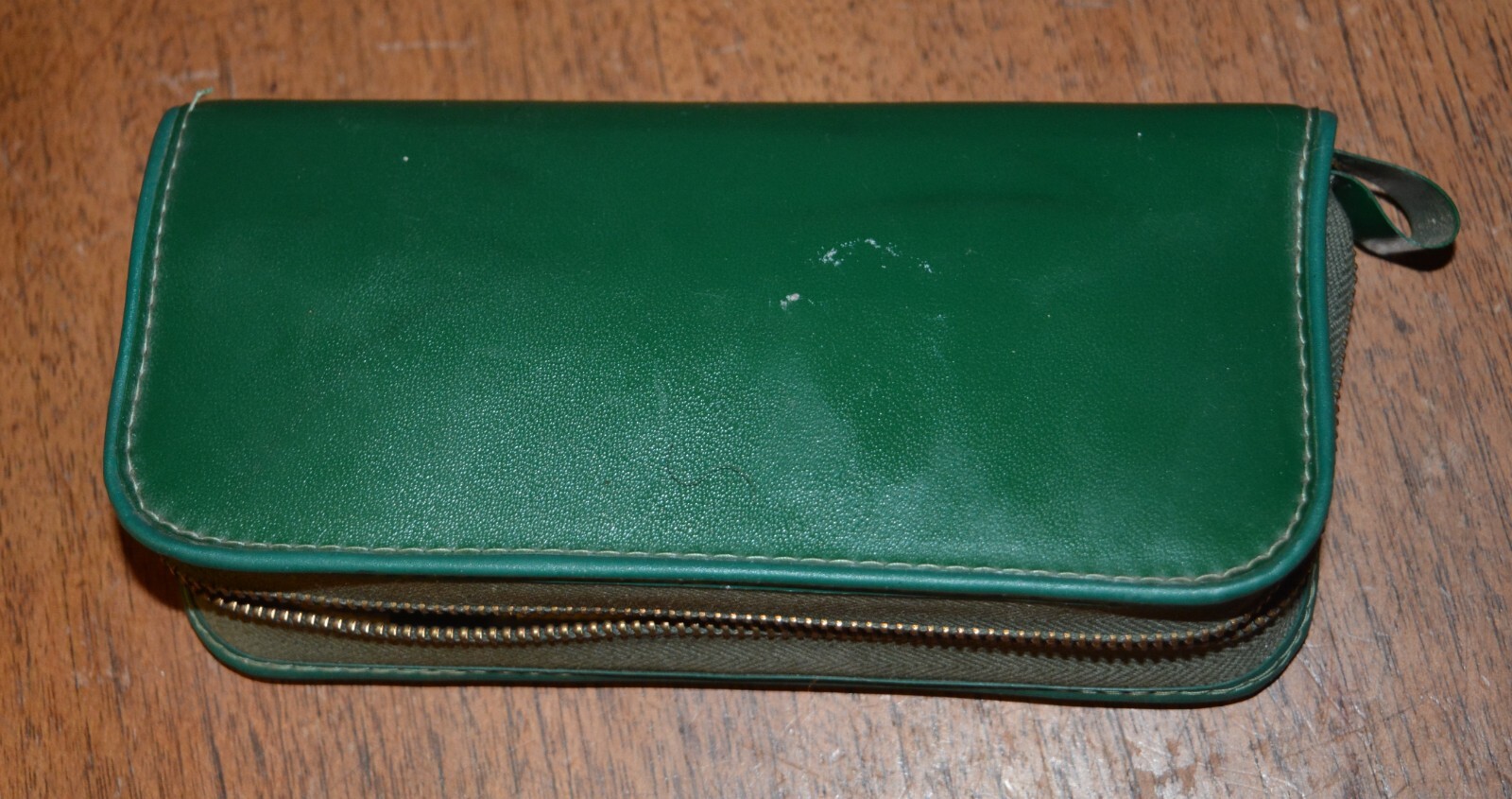 VTG Gentlemen's Personal Care Travel Kit Nylon Case