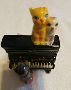 Art Gifts Orange Kitty Cat on Black Piano Porcelain Hinged Trinket Box 
