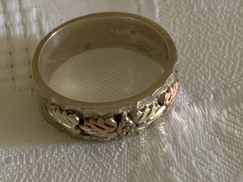 “Black Hills Gold” Ring from USA - Silver and 10k Gold Leaves & Vines Design