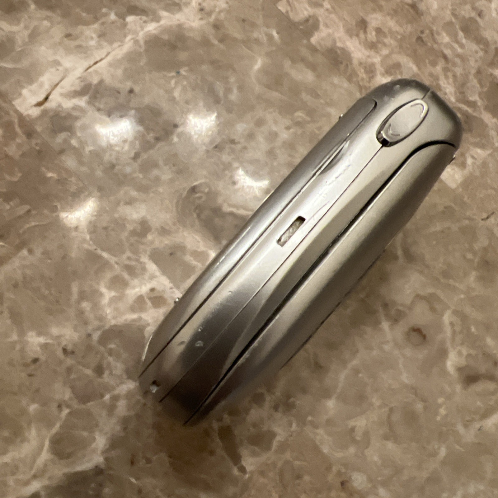 Samsung SPH-A680 Color Display Dual-Band Tri-Mode Built-in Camera Cellular Phone