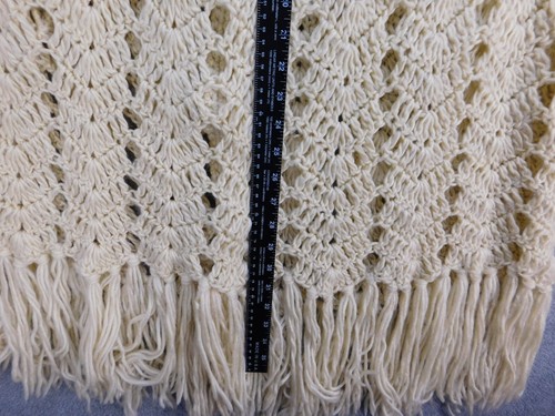 English Village Womens XXL Ivory Boho Poncho Cape Fringe Virgin Acrylic VTG - Picture 11 of 12