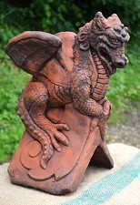Dragon roof finial 90° angled decorative stone ridge tile 'St Georges' dragon 