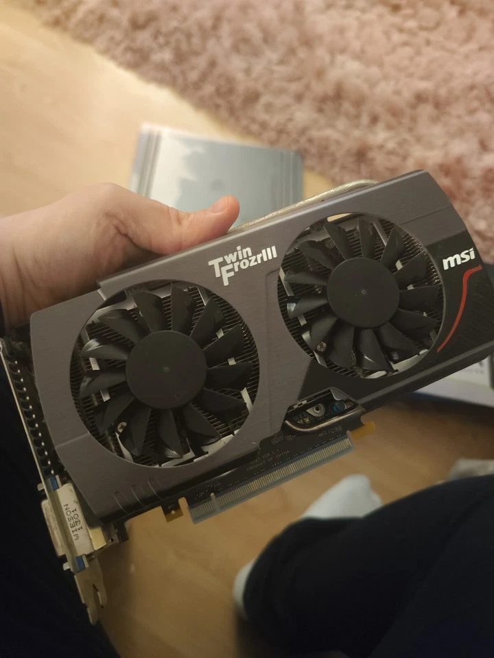 MSI NVIDIA GTX660 TF 2GB DDR5 PCI-E Graphics Card - Image 4 of 4