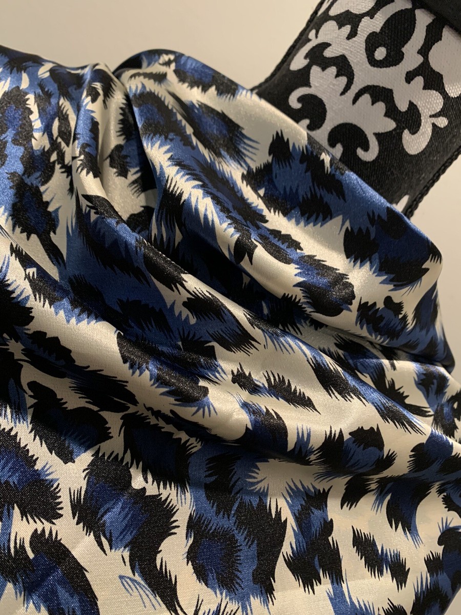 Flokin Women's Blue Large Triangular Scarf/Gold Charms