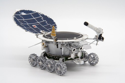 Red Iron Models RIM24002 Soviet Spacecraft Lunokhod-1 Model Kit 1/24 - Picture 16 of 23
