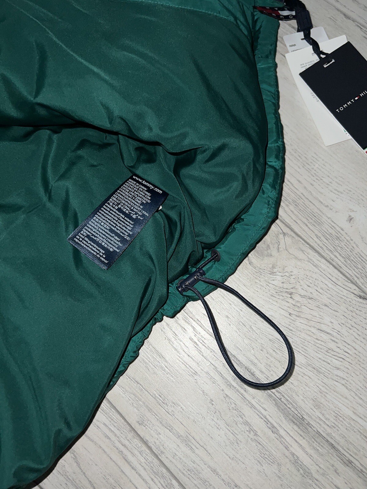 Tommy Jeans Alaska Puffer Jacket Turf Green | Size: S | RRP-£210 image 8