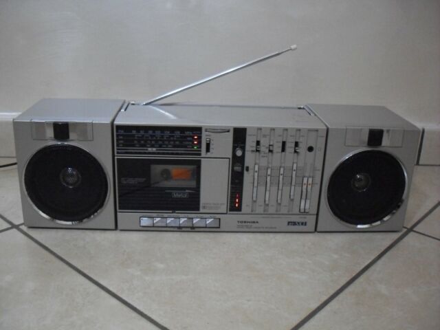 TOSHIBA RT-SX3 BOOMBOX GHETTOBLASTER VINTAGE ZN7773 TOSHIBA RT-SX3 BOOMBOX GHETTOBLASTER VINTAGE ZN7773