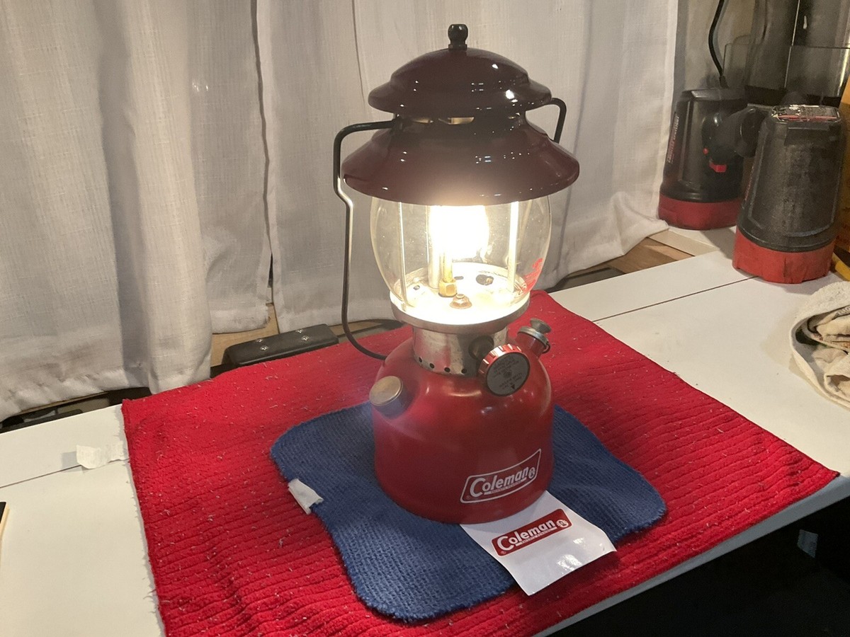 Vintage Coleman Lantern 2/72 200A (46) | eBay