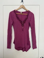 We The Free Top Women M Purple Crochet Henley Button Long Sleeve Boho Festival
