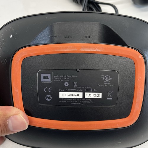 Conector Lightning Base Micro Altavoz JBL OnBeat para iPhone/iPod USADO - Imagen 4 de 5