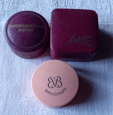 KONVOLUT BOURJOIS LASEGUE ALTE SCHATTEN UND SCHÖNHEITSPULVER