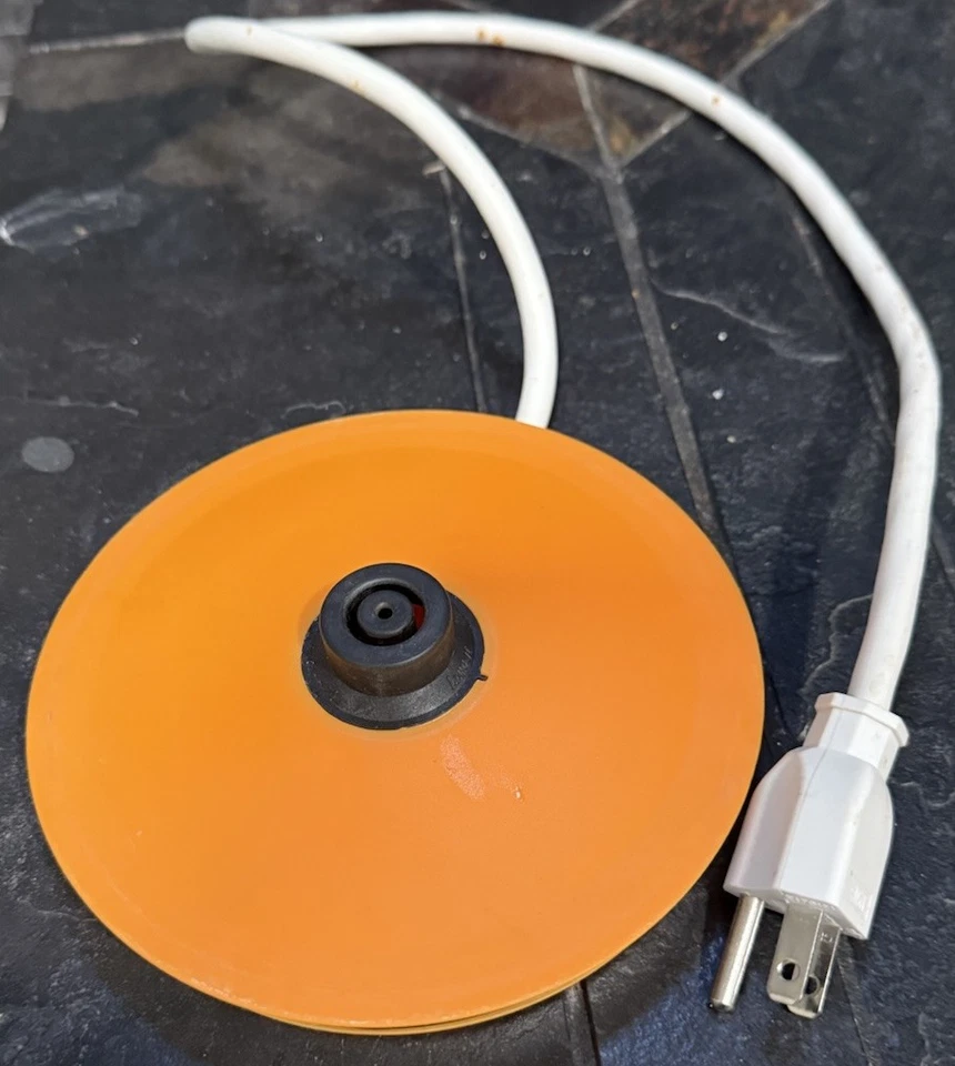 Hervidor de agua eléctrico de vidrio OVENTE SOLO BASE naranja Foto 4 de 4