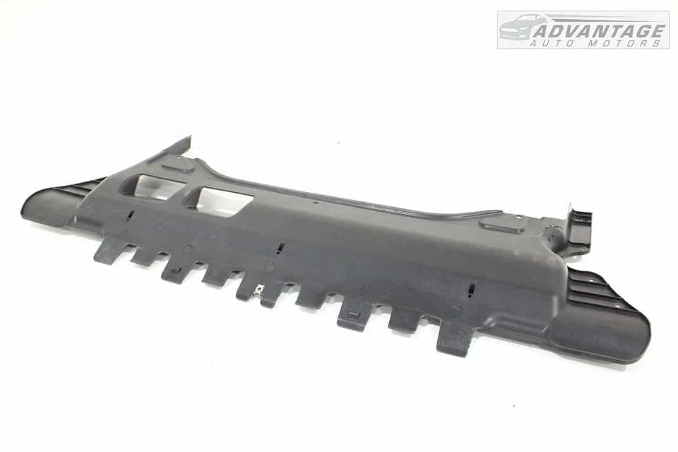 VOLKSWAGEN TIGUAN 2018-2024 BAJO RADIADOR SOPORTE PROTECTOR CONTRA SALPICADURAS PANEL PROTECTOR FABRICANTE DE EQUIPOS ORIGINALES Foto 2 de 4