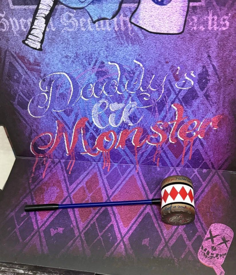 Hot Toys Suicide Squad Harley Quinn 1/6 action figure's Mallet Accessory only - Image 3 of 4