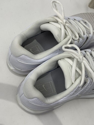 Nike Air Zoom Vapor X Triple White Tennis Shoes Women’s Size 9 - Picture 7 of 8
