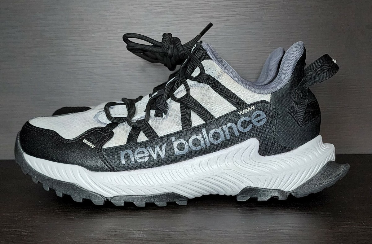 New Balance Shando Black/Grey Size Men's 7.5 in great used New Balance Shando Black/Grey Size Men's 7.5 in great used