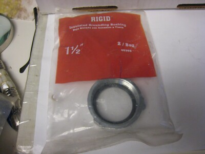 Sigma Electric | 45385 | 1-1/2'' Insulated Metallic Grounding Bushing (1) 2-Pack
