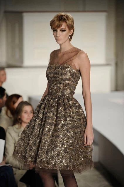 VALENTINO Abito abito con perline Oscar de la Renta $9 5K passerella bronzo piume metalliche 2US