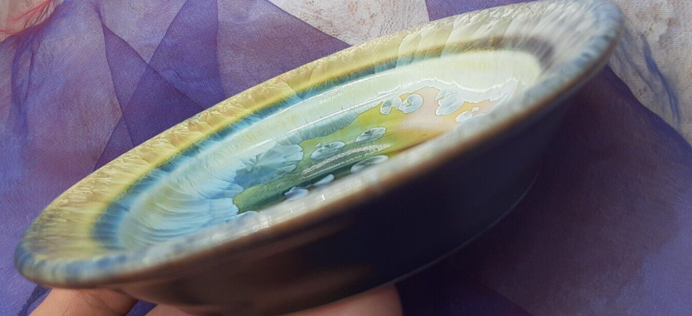 Bill Campbell Art Pottery Crystalline glaze small dish 4.5" Round