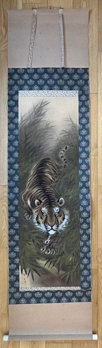 JAPANESE PAINTING HANGER SCROLL JAPAN TIGER Old Vintage PICTURE