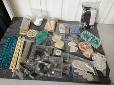 JOB LOT OF SILICONE  MOULDS CHOCOLATE MOULDS SUGAR CRAFT CAKE DECORATIONS 