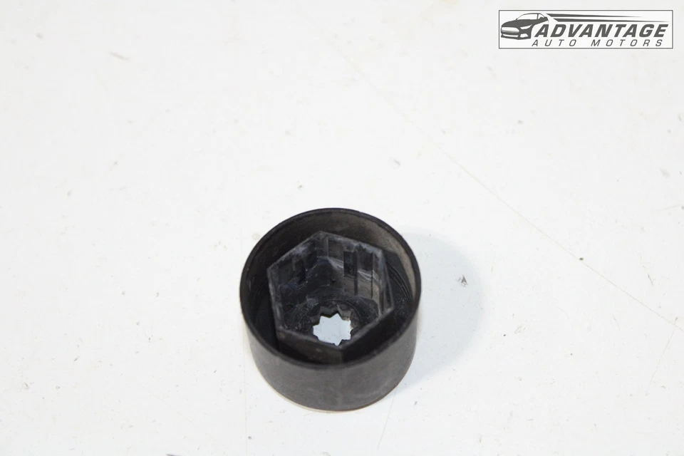 2012-2022 VOLKSWAGEN PASSAT ЛЕВЫЙ ИЛИ ПРАВЫЙ ОБОД КОЛЕСА ЗАЖИМНАЯ ГАЙКА КРЫШКА БОЛТА OEM - Изображение 2 из 4