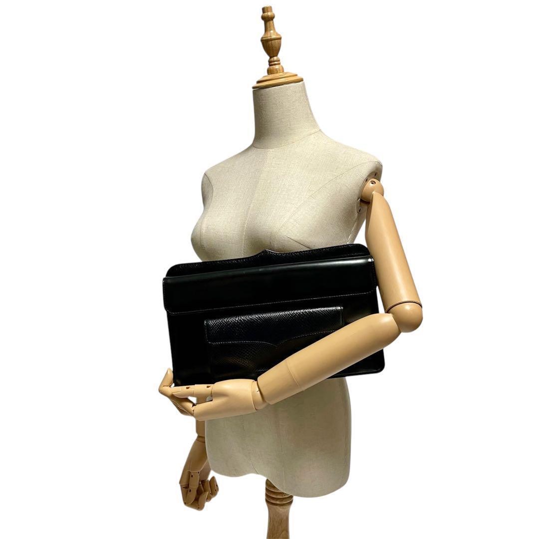 Autentica pochette s borsa in pelle Yves Saint Laurent nera per uomo