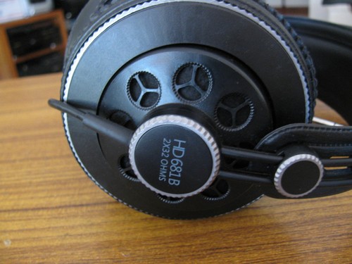 Superlux HD681B Over the Ear Headphones Tested Great Working Condition - Picture 3 of 10