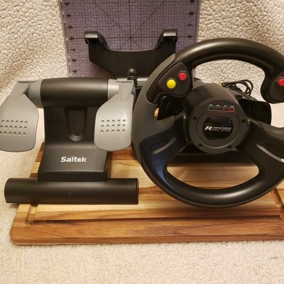 Saitek R440  Gaming Steering Wheel Pedals Force Feedback USB -No Power adapter