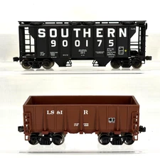 HO Atlas Southern PS-2 2-Bay Covered Hopper & Bachmann LS&I Ore Car Hopper