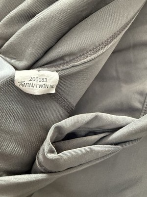 Sheex  TWIN / Twin XL Cooling Sheet Set Flat, Fitted, 1 Pillow Case Grey