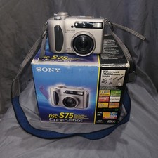 SONY Cyber-shot DSC-S75 3.3 MP Digital Camera 6X Zoom Zeiss Lens Box