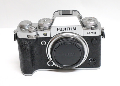 Fujifilm X-T4 26.1 MP Mirrorless Camera Silver (Body Only)  low shutter count