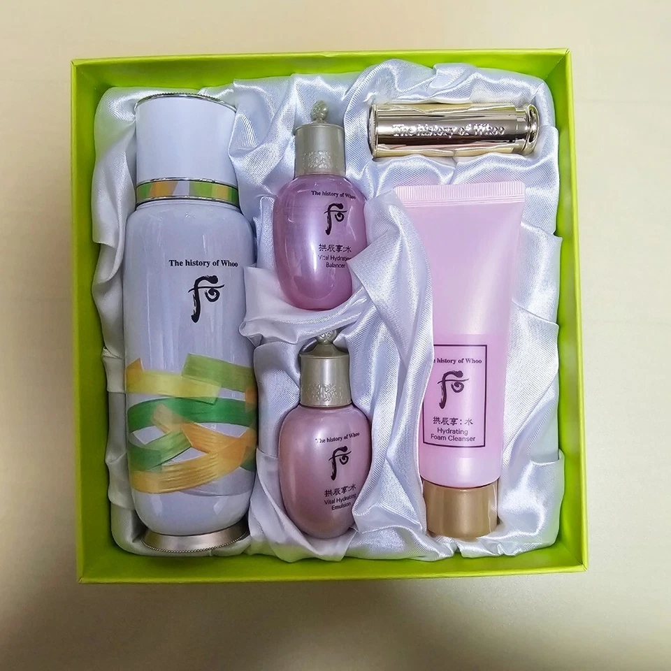 The History of Whoo Bichub First Moisture Anti-Aging Essence 130ml Set exp052026 - Image 2 of 4