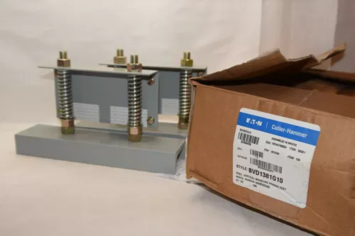 (NEW) EATON CUTLER HAMMER BVD1381G10 Vertical Mounting Hanger Assembly 