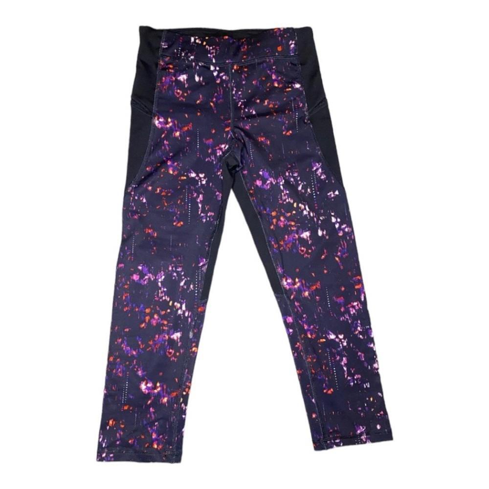 Champion patterned athletic capris - image 1