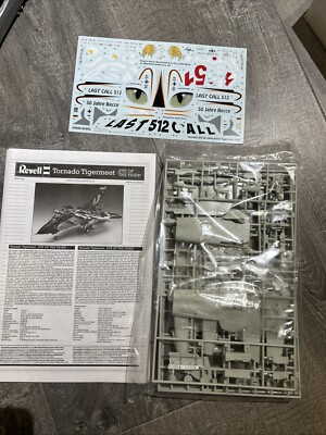 Revell 04695 Panavia Tornado Tigermeet Eye of the Tiger 1/72 Scale Model Kit