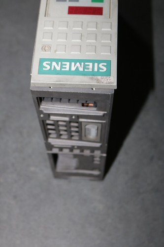 Siemens 6SE7021-0TA30 SIMOVERT SC COMPACT UNIT / IP 20 510 TO 620 - Picture 6 of 7