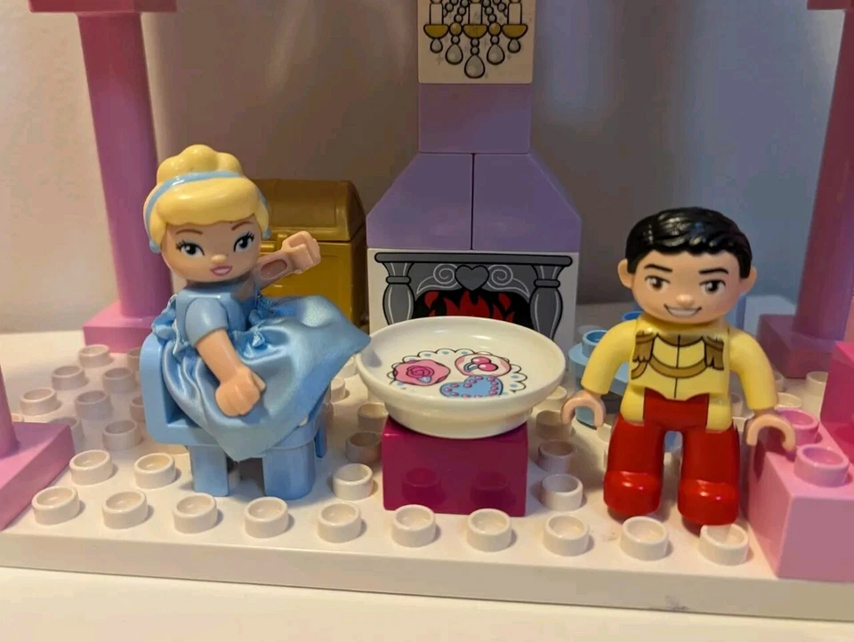 Duplo Cinderella Story - Image 3 of 4